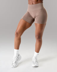 Amplify Mid Rise Short - Mocha