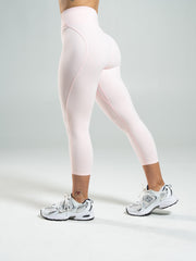 Aura Ultra-High Rise Capri - Ballet Pink