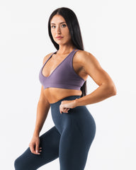 Amplify Deep V Bra - Pomp
