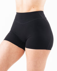 Everyday Core Mid Rise Short - Black