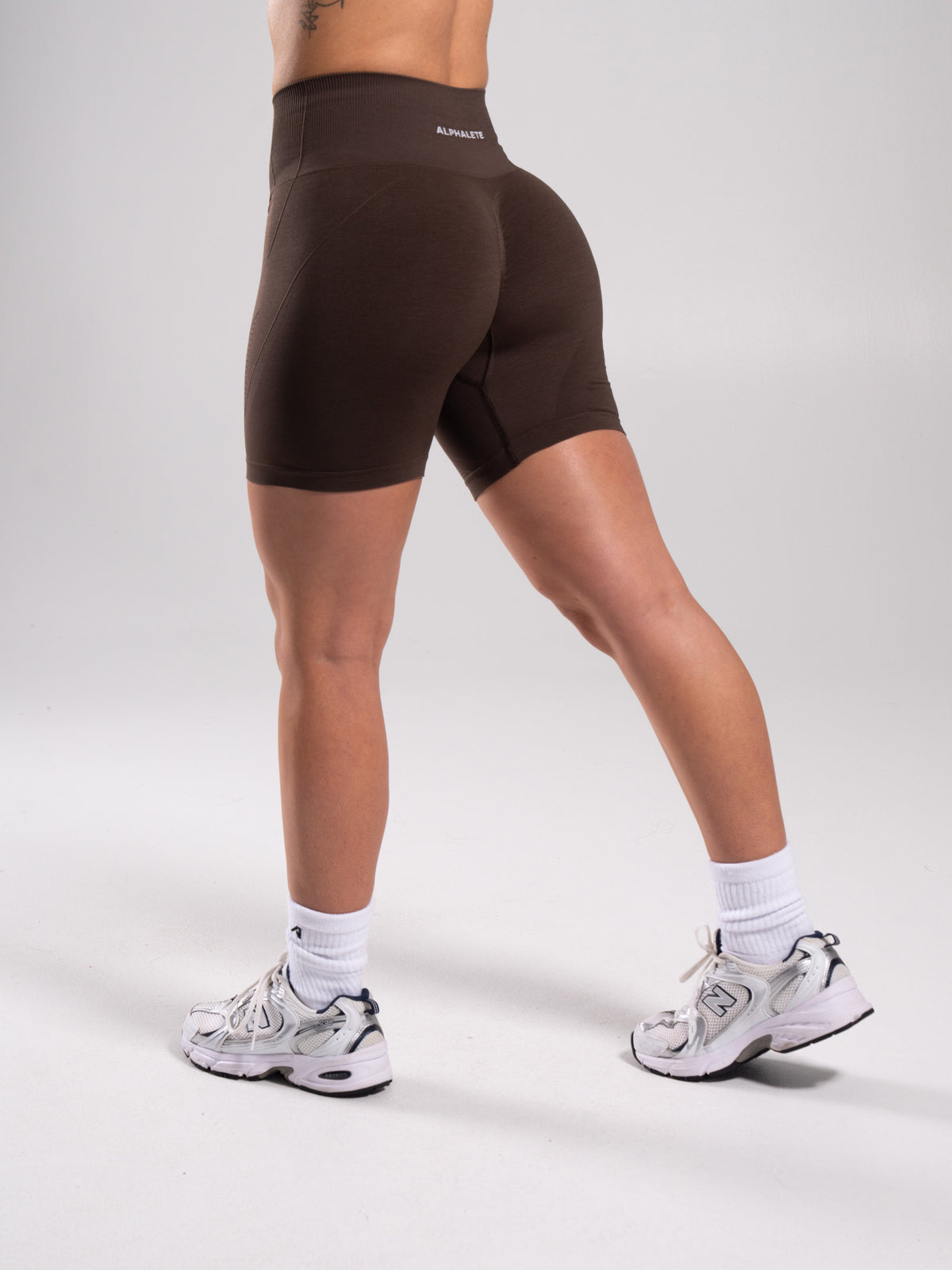 Revive High Rise Short - Walnut