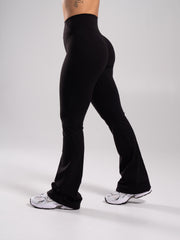 Aura Ultra-High Rise Flared Pant - Black