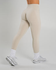 Amplify Ultra-High Rise Legging - Wheat